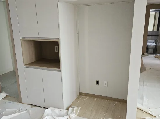 냉장고장도어리폼 도어톤맞춤 천안 두정동 25평 아파트 냉장고 주변 현장 시공 후 집잘알김프로